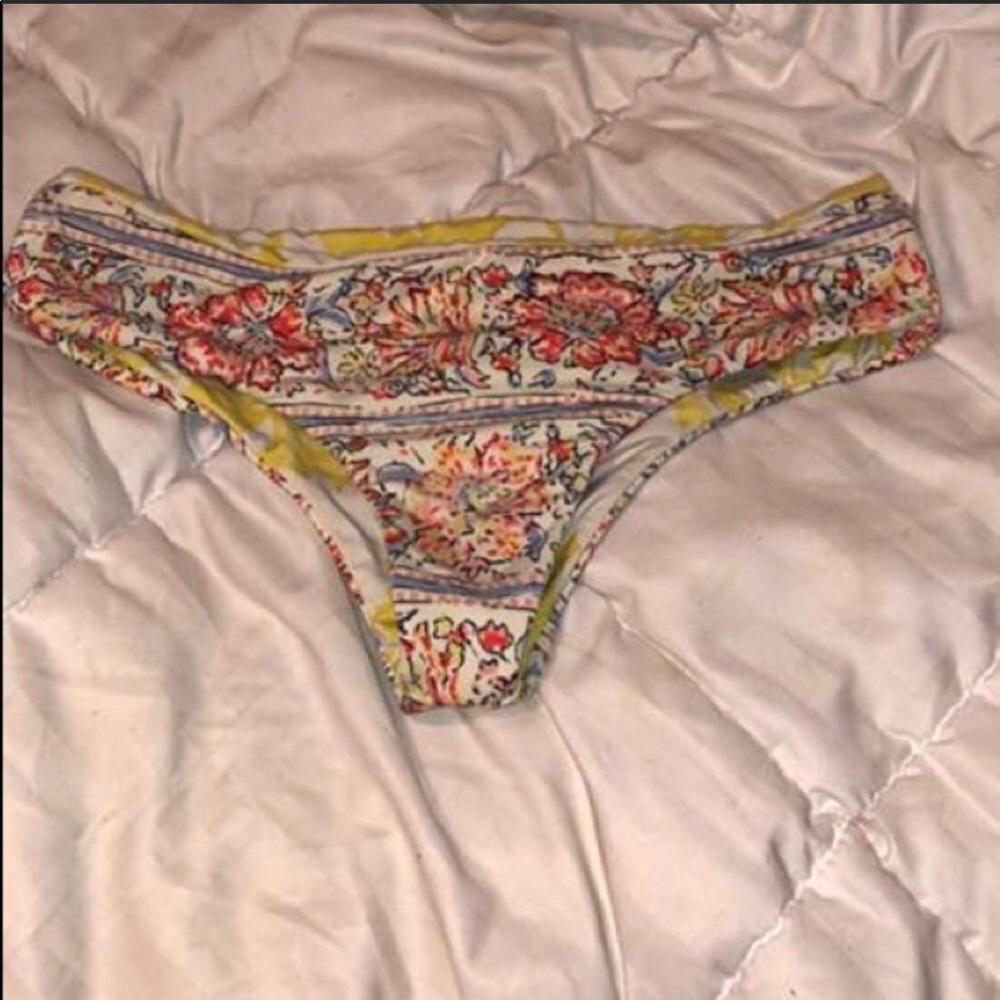 Billabong cheeky reversible bottoms